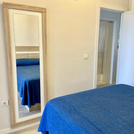 아파트 Fully Refurbished Gemelos 4