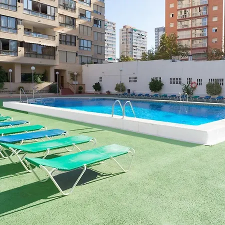 Fully Refurbished Gemelos 4 *