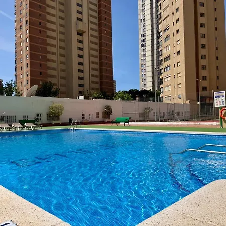 Renovated In Gemelos 4 With Pool, Levante Apartamento *