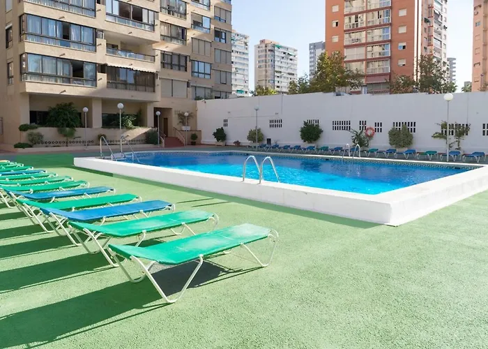 Fully Refurbished Gemelos 4 *